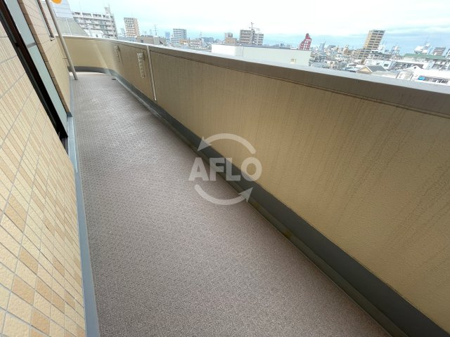 カワデンセントリックハイツ(遠里小野小学校区)のバルコニー|カワデンセントリックハイツ　バルコニー