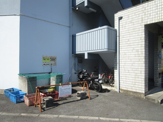 町田市小野路町の倉庫