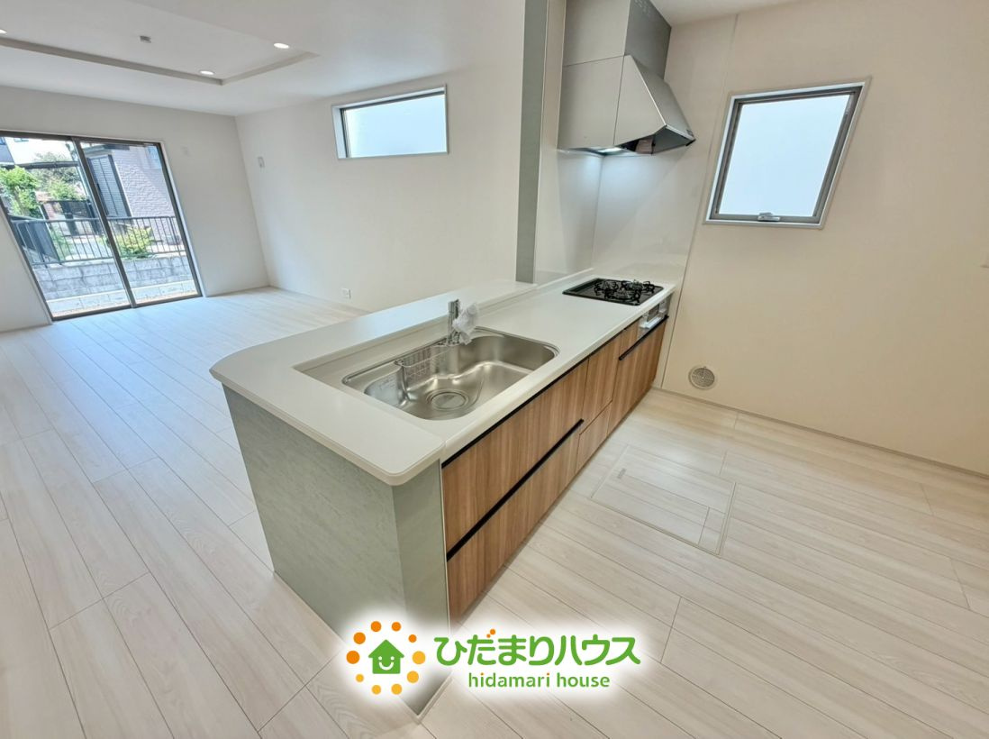 久喜吉羽第5　新築一戸建て　08　リーブルガーデンのキッチン