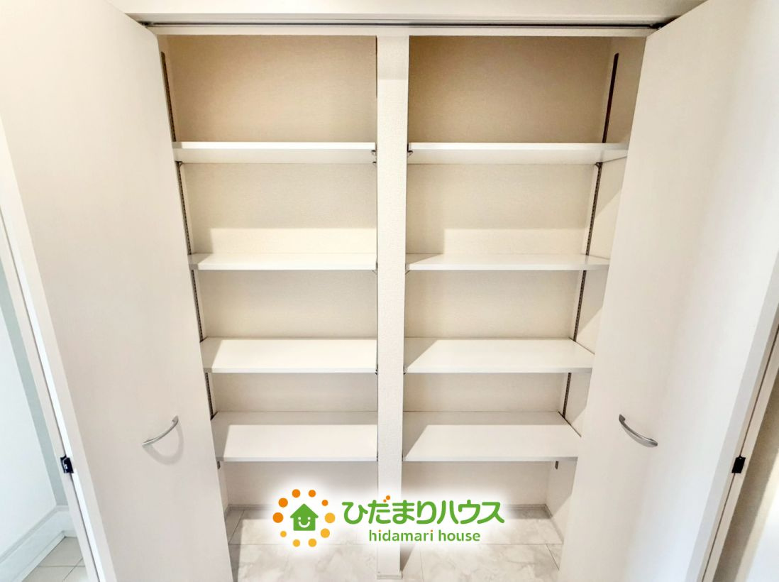 久喜吉羽第5　新築一戸建て　08　リーブルガーデンの収納