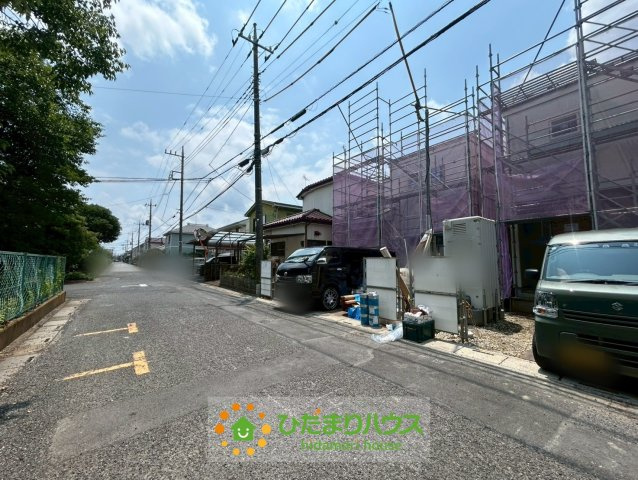 久喜吉羽第5　新築一戸建て　08　リーブルガーデンの前面道路含む現地写真|2026/06/12　撮影