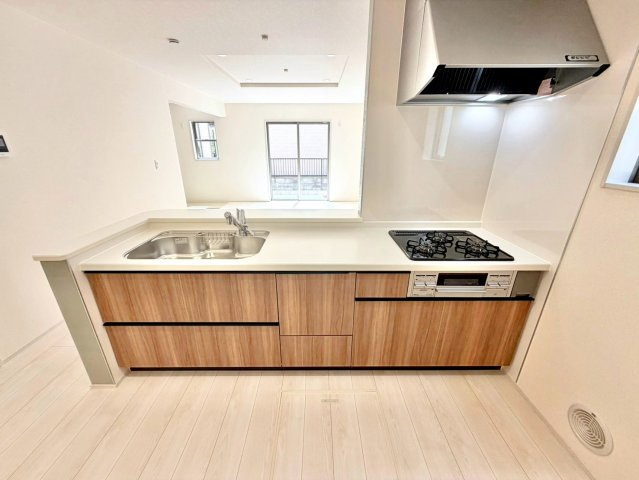 久喜吉羽第5　新築一戸建て　07　リーブルガーデンのキッチン