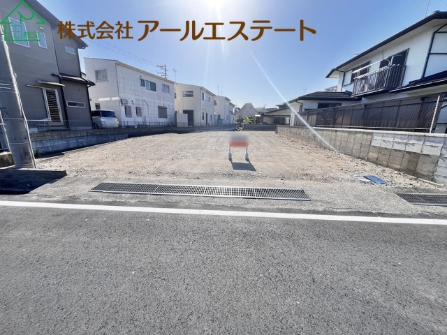 加古川市西神吉町岸　JR「宝殿駅」徒歩12分の前面道路含む現地写真