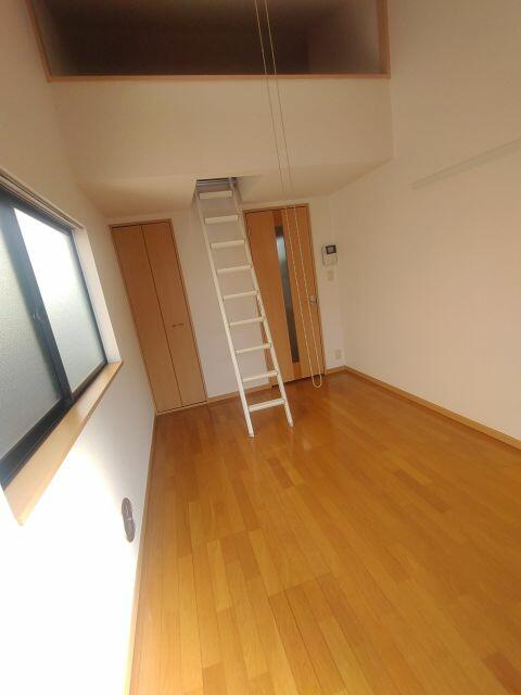 COLONNA MILIAREの内装