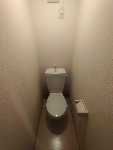 COLONNA MILIAREのトイレ