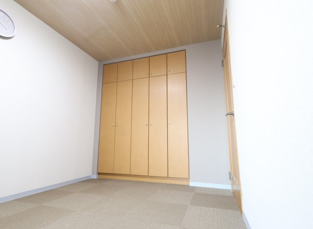 サーパス大輪町の収納|洋室6.5帖