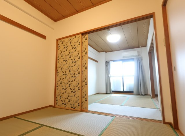 サーパス大輪町の和室|和室4.5帖