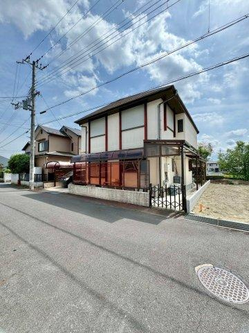 野洲市冨波甲　中古戸建の外観