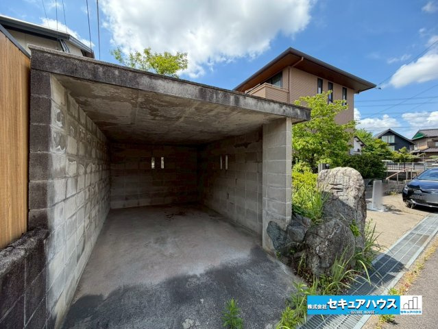 【中古戸建】東浦町大字石浜字菰蓋の駐車場|事前予約にて現地ご見学いただけます！お気軽にお問い合わせください♪
■株式会社　セキュアハウス■
住宅ローンに強く、知識、経験豊富なスタッフ在籍
お客様に寄り添い、ご成約後もサポート致します