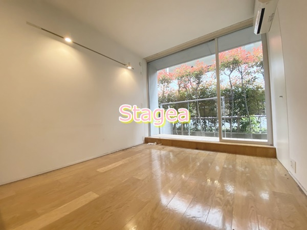 さいたま市中央区上落合９丁目の賃貸マンションの居間・リビング