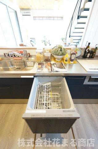 殿台町［モデルハウス］未使用物件のキッチン|＊当日ご案内可＊ご希望の物件まとめてご案内！弊社が掲載していない物件でもOK♪お気軽にご相談ください ♪お電話でのお問合わせがスムーズ♪