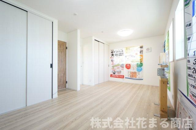 殿台町［モデルハウス］未使用物件の洋室|＊当日ご案内可＊ご希望の物件まとめてご案内！弊社が掲載していない物件でもOK♪お気軽にご相談ください ♪お電話でのお問合わせがスムーズ♪