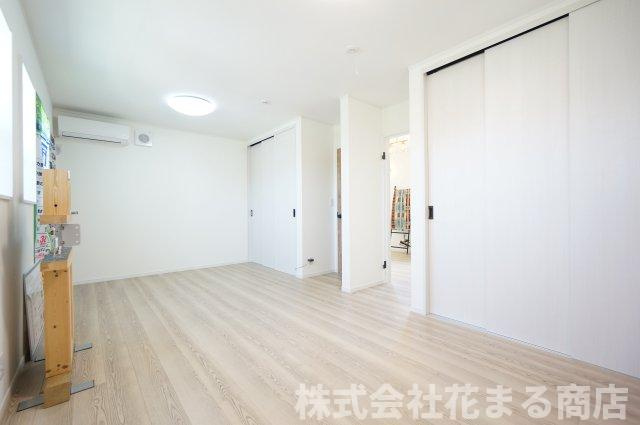 殿台町［モデルハウス］未使用物件の洋室|＊当日ご案内可＊ご希望の物件まとめてご案内！弊社が掲載していない物件でもOK♪お気軽にご相談ください ♪お電話でのお問合わせがスムーズ♪