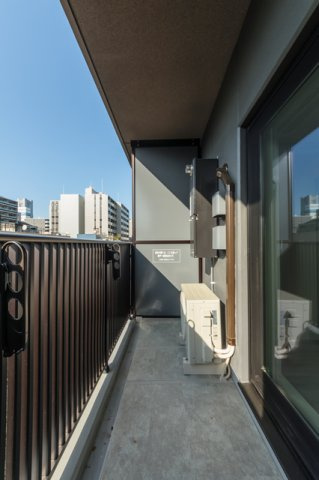 パークアクシス横浜伊勢佐木町通りのバルコニー|※写真は同タイプ住戸です。