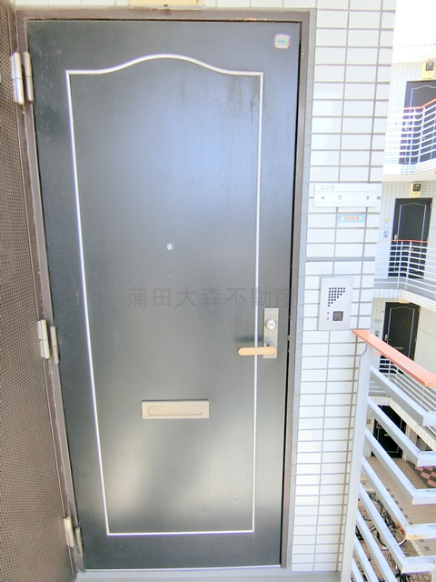 エヴェナール大森の玄関