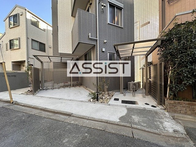 クレールノア洗足のエントランス