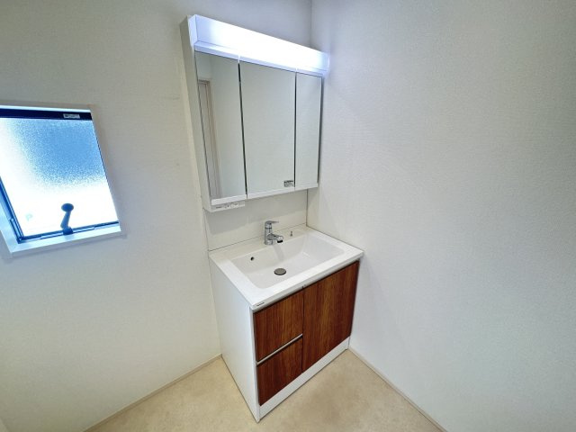 古ケ崎戸建の洗面所