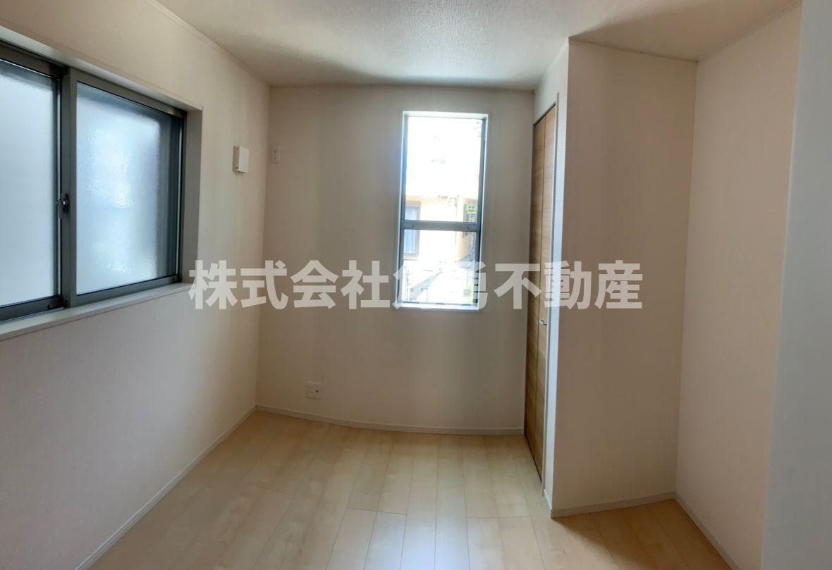 厚木市妻田北3丁目5期　新築一戸建て　D号棟の内観：施工例|《施工例》洋室