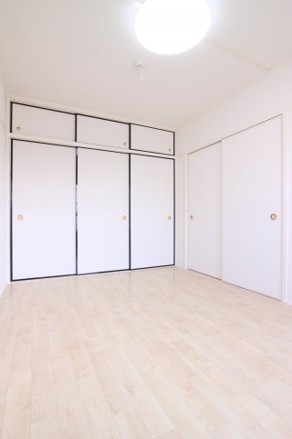 荒木マンションの寝室