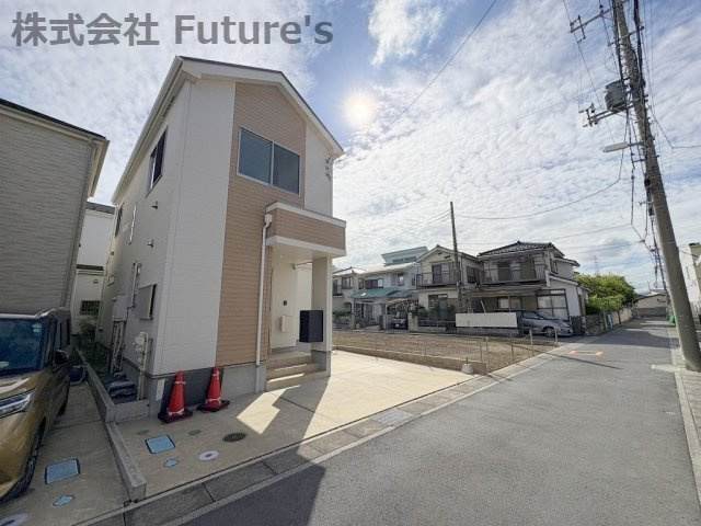 八潮市南川崎　中古戸建の前面道路含む現地写真|前面道路含む現地写真です。