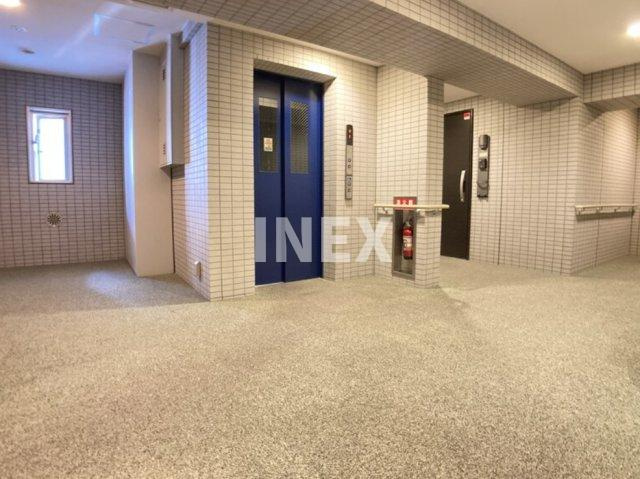 横浜市南区浦舟町４丁目の賃貸マンションのロビー