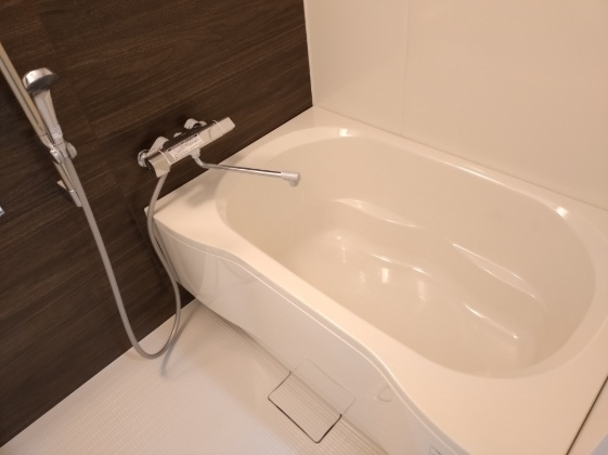アステム芦屋B棟の浴室