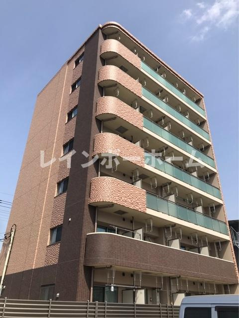 グランデ新宿の外観
