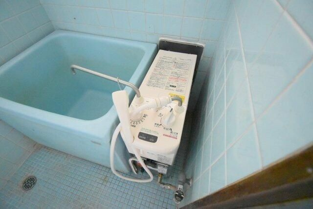 萩赤門ビルの浴室