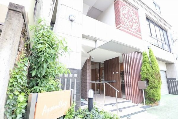 アッサンブラージュのエントランス