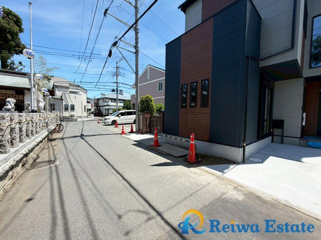 新築戸建　茅ヶ崎市高田1丁目の前面道路含む現地写真|周辺は閑静な住宅街で子育て世帯にオススメな住環境☆彡