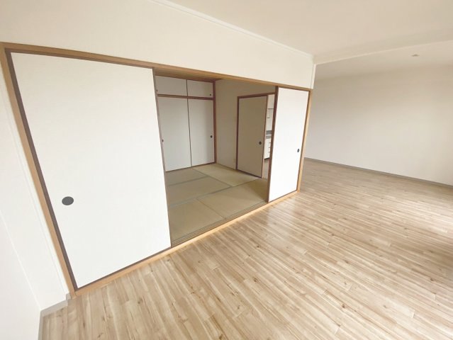 グランドゥール平井の和室|※同建物の類似写真となります。