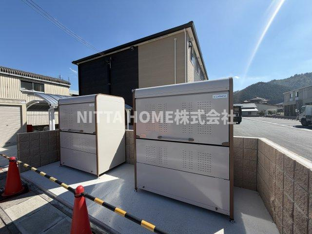 ベルード篠山口のその他共用部分|ごみ捨て場です＊