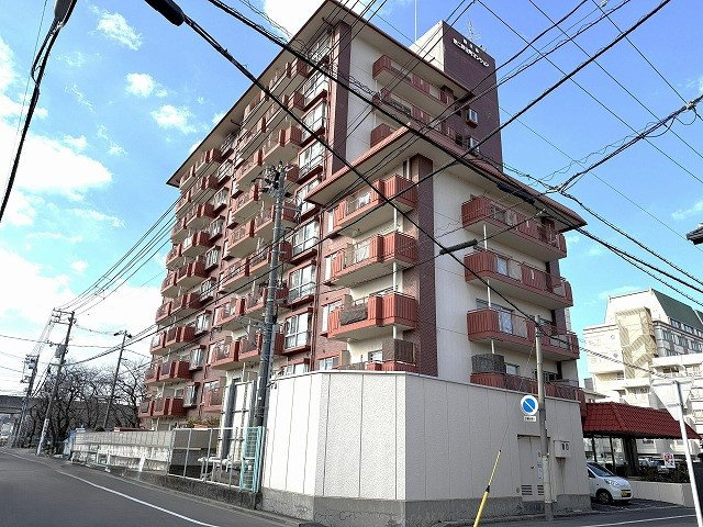岡山市北区厚生町３丁目の中古マンション
