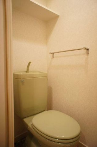 エンクレスト博多駅前IIのトイレ