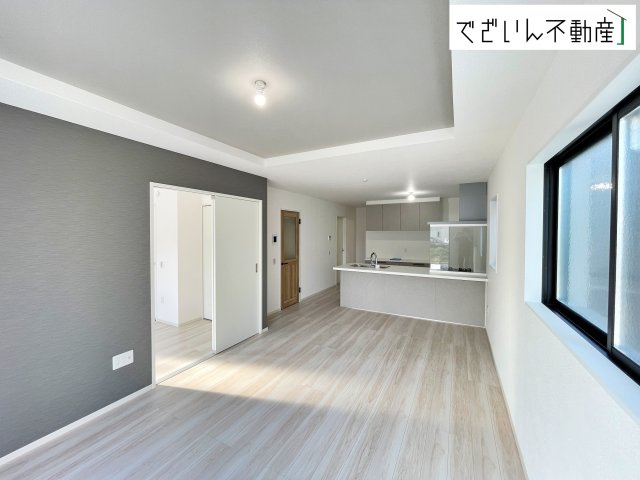 【居間・リビング】 | LIGARE久喜市野久喜4期　新築住宅 | ≪5号棟≫
現地(2026年7月撮影)