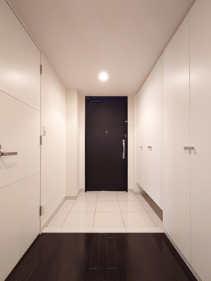 【玄関】 | ＭＦＰＲ目黒タワー | ※写真は同タイプ住戸です。