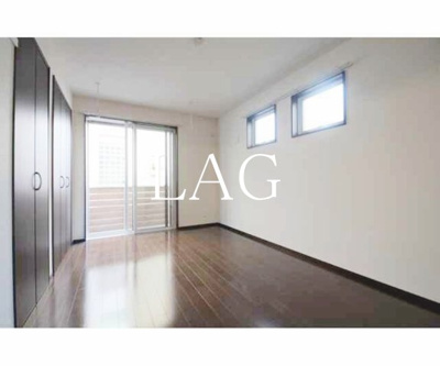 【居間・リビング】 | リヴェール向島 | 洋室のお部屋です。
