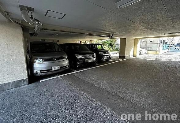 コスモハイツ新大阪弐番館の駐車場|◆駐車場です！最新の空き状況など、詳細につきましてはお気軽にお問い合わせください！