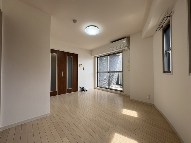 【寝室】WELLBEAR新神戸