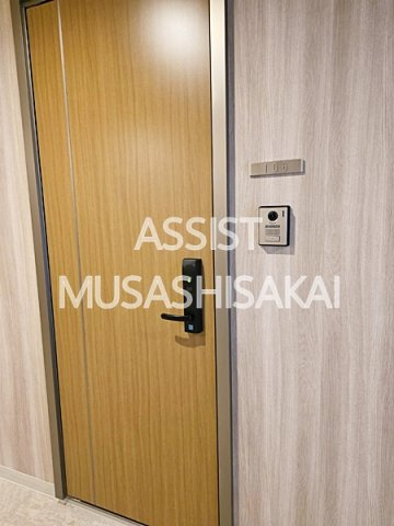 エミリア武蔵小金井の玄関