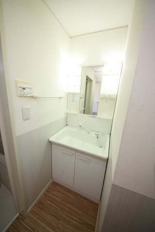 アスピリア　Iの独立洗面台