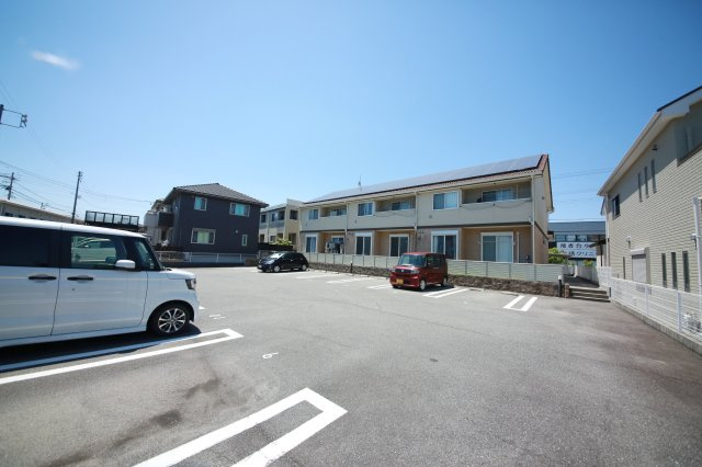 アスピリア　Iの駐車場