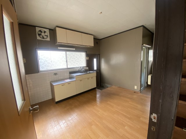辻井一戸建の居間・リビング