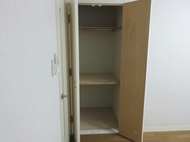 ホワイトパレスの収納