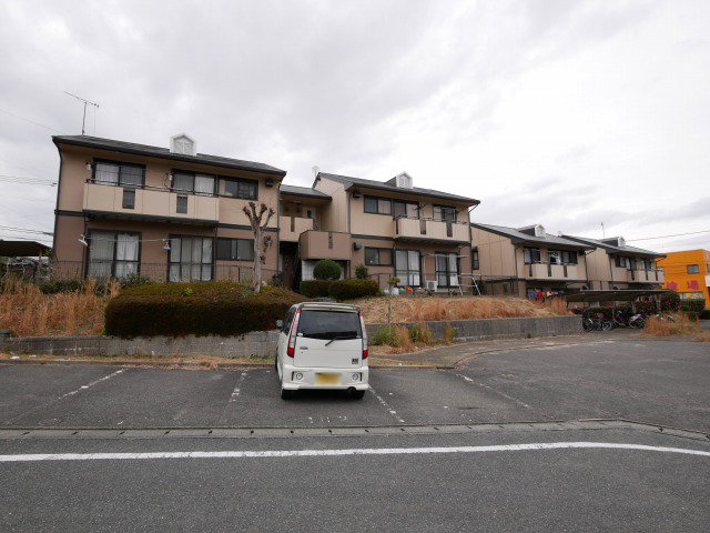 セジュールエストワールの駐車場|別号数タイプ
