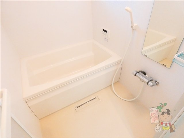 ＰＲＯＮＵＢＥ関　Ｂの浴室