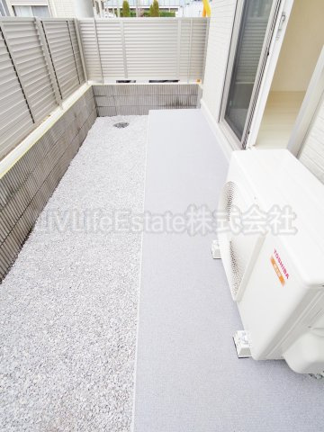 アムール　仮称）鈴木町2丁目賃貸住宅B棟の庭