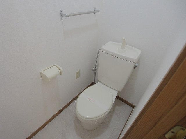 フォレストサイドⅡ番館のトイレ