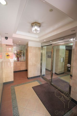 シャルムヒルズ南森町のロビー