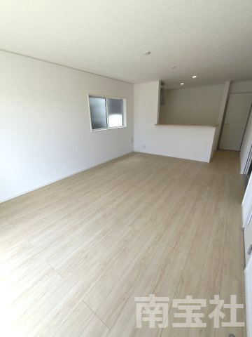 【居間・リビング】